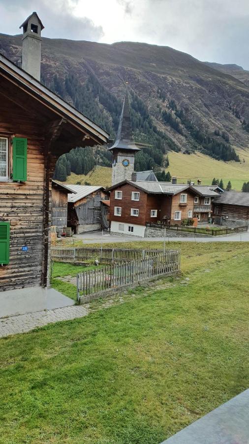 Yeti Lodge Sedrun Extérieur photo