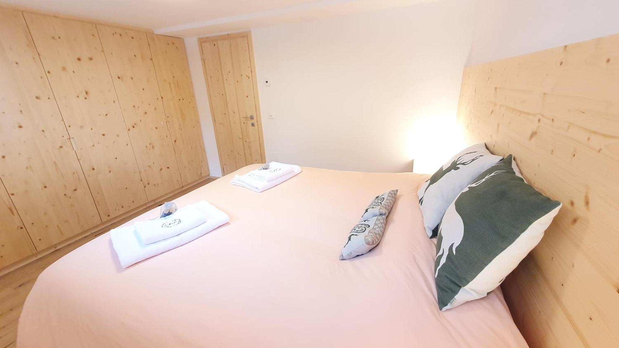 Yeti Lodge Sedrun Chambre photo