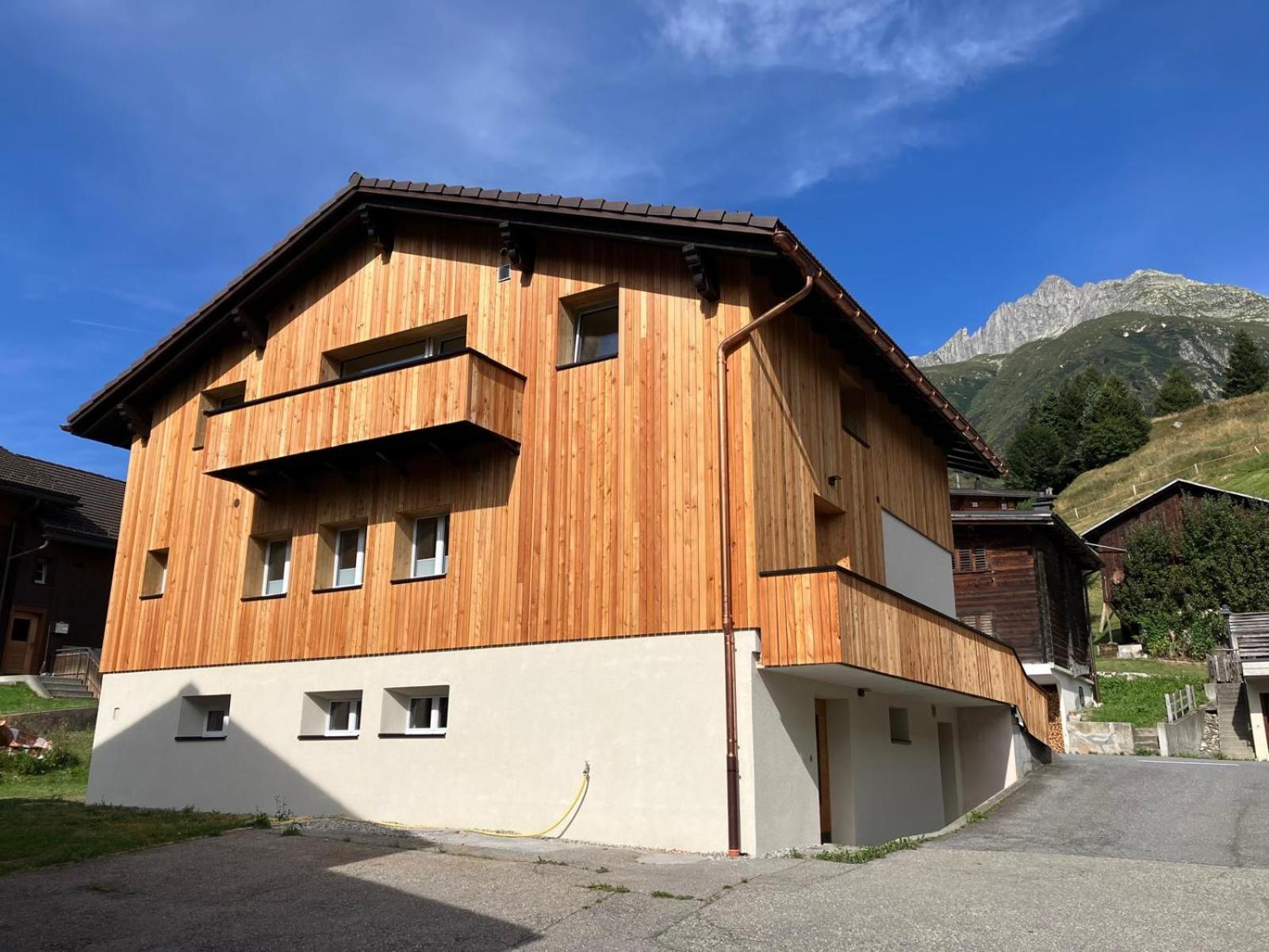 Yeti Lodge Sedrun Extérieur photo